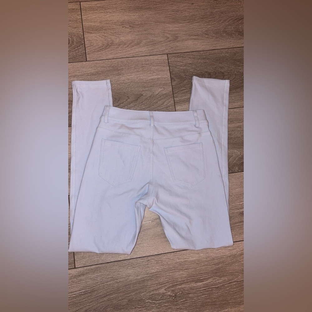 Yelete Size Small Women’s Light Blue Classic Bermuda Jeggings Pants New W Tags
